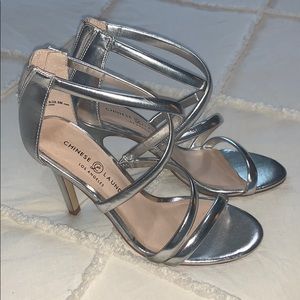 Metallic Chinese laundry heels